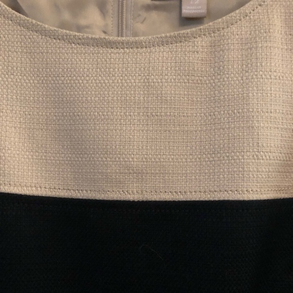 BR Textured Woven Color block Sheath Dress - Picture 3 of 3